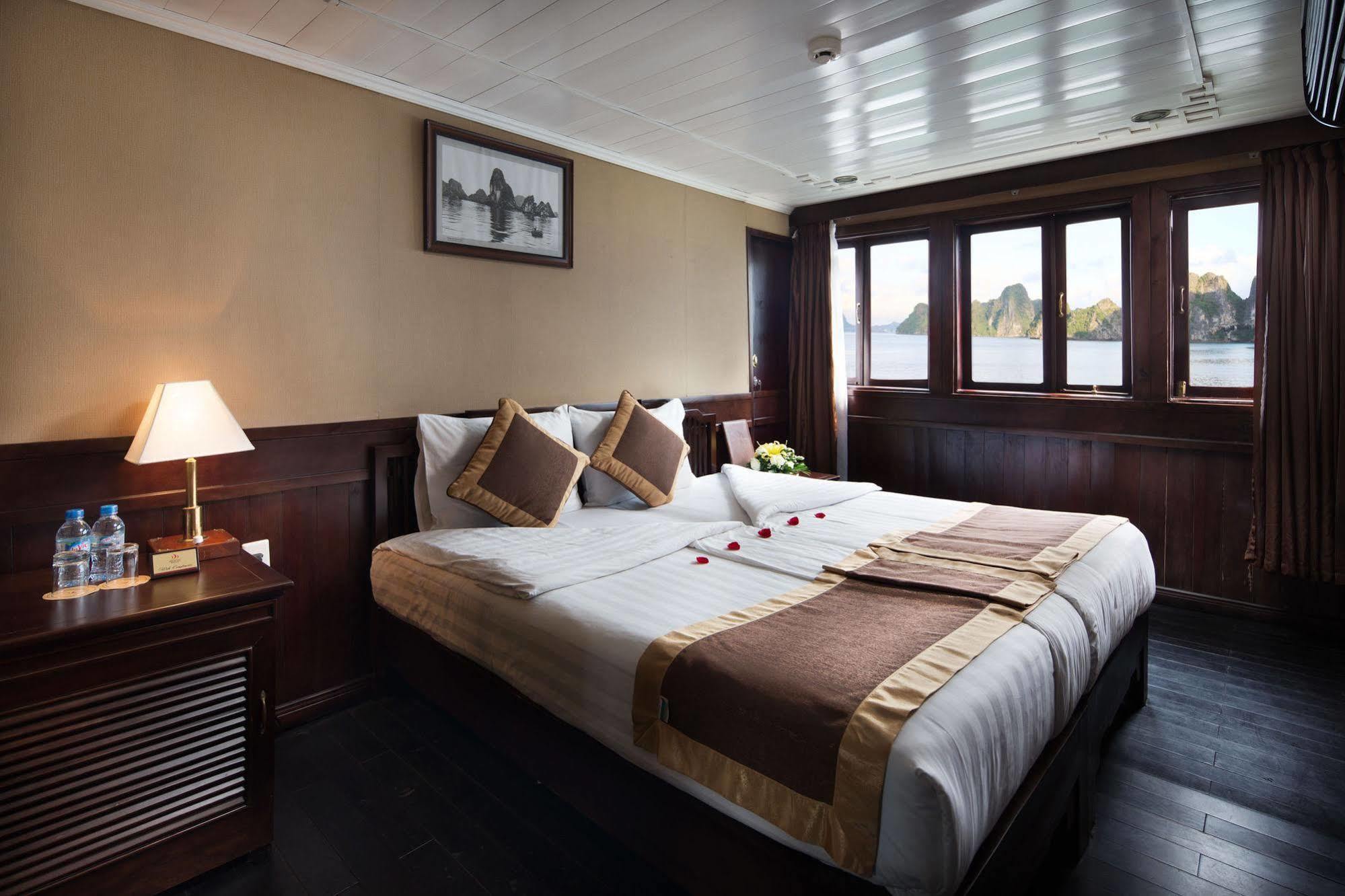 Pelican Classic Cruise 下龍 外观 照片